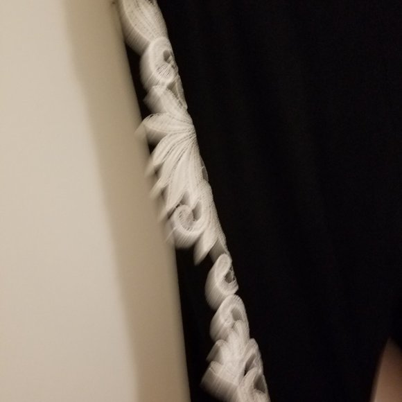 Gorgeous 2-piece outfit . Lace. New. WOT. - Picture 7 of 16